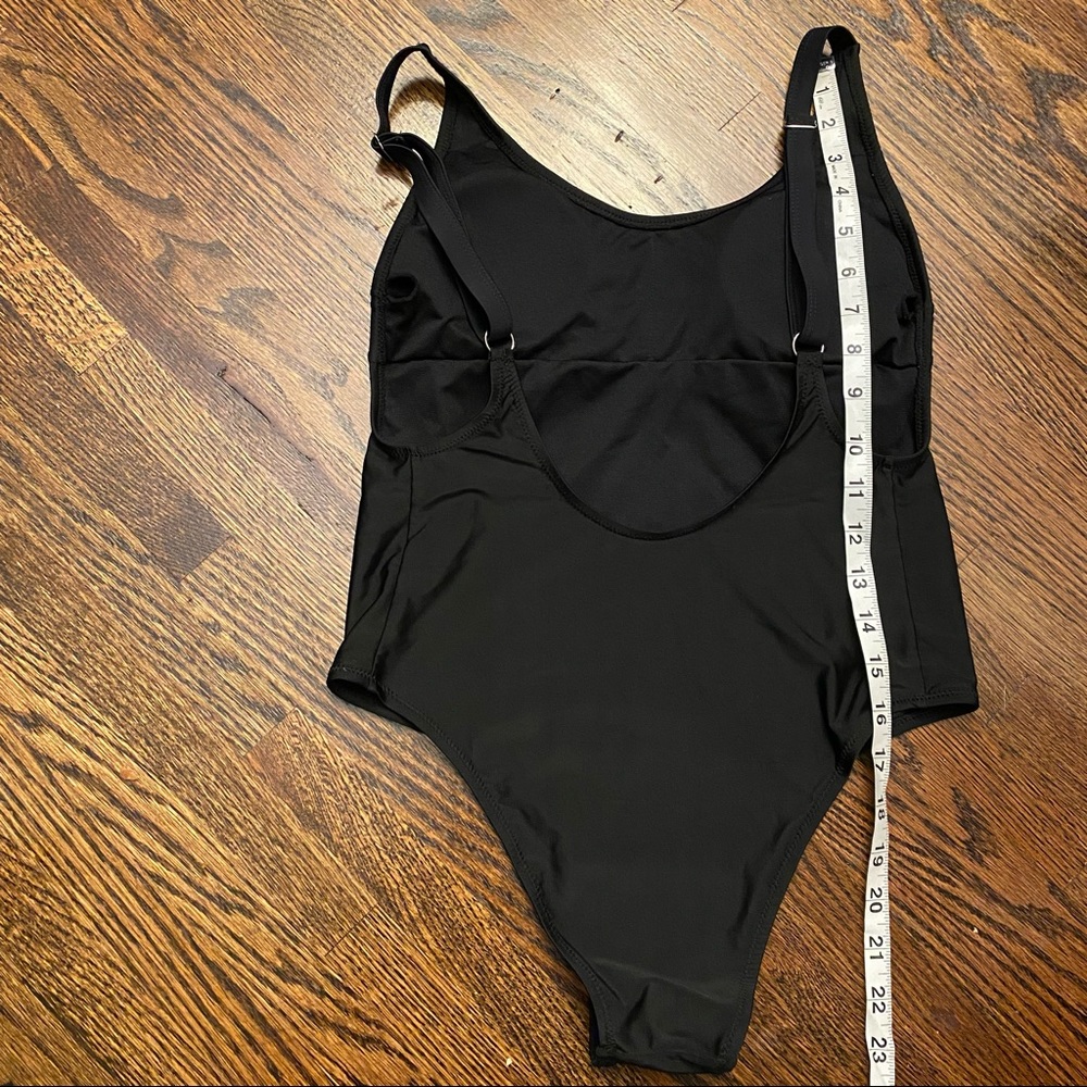 Women’s Classic Black Basic Adjustable Straps Ope… - image 7